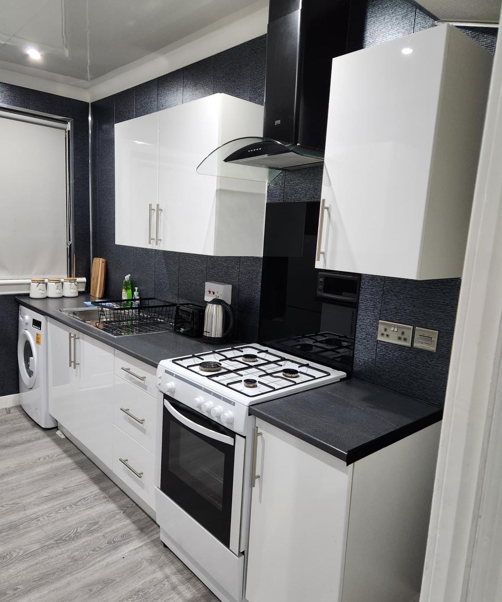Fm Homes & Apartments 3 Bedroom Motherwell Exterior photo