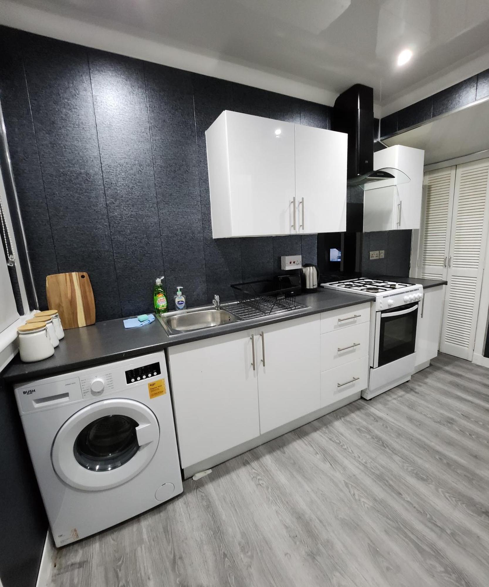 Fm Homes & Apartments 3 Bedroom Motherwell Exterior photo